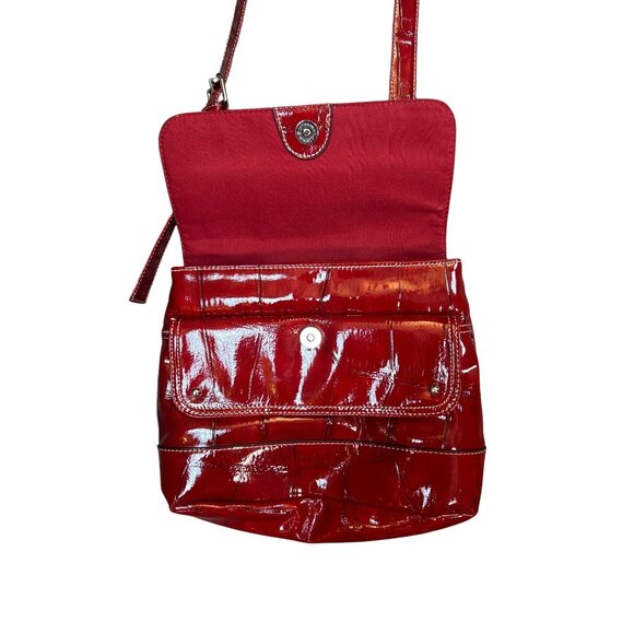 MUNDI Red Patent Leather Vintage Style Crossbody Bag - Picture 11 of 14